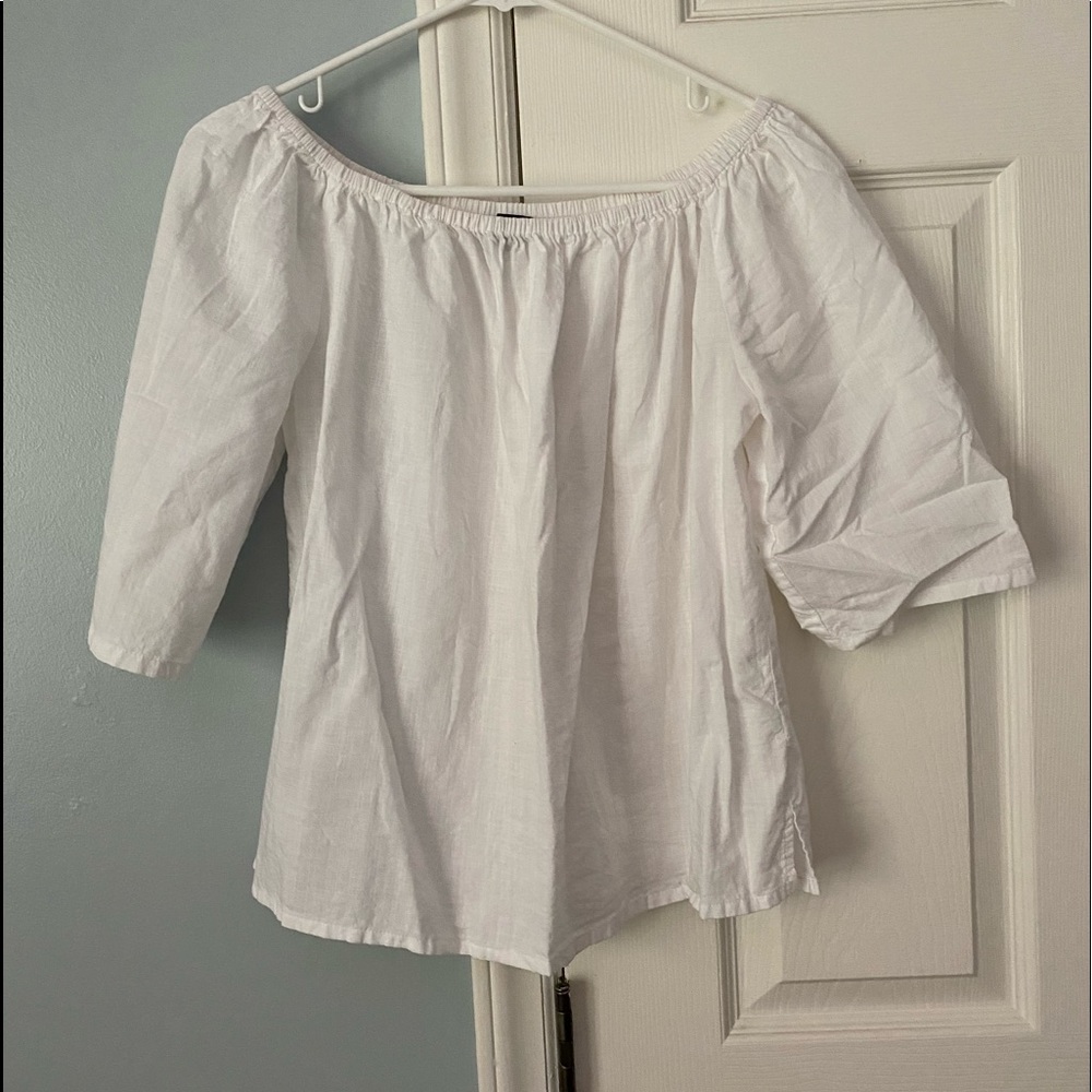 Off the shoulders linen top
